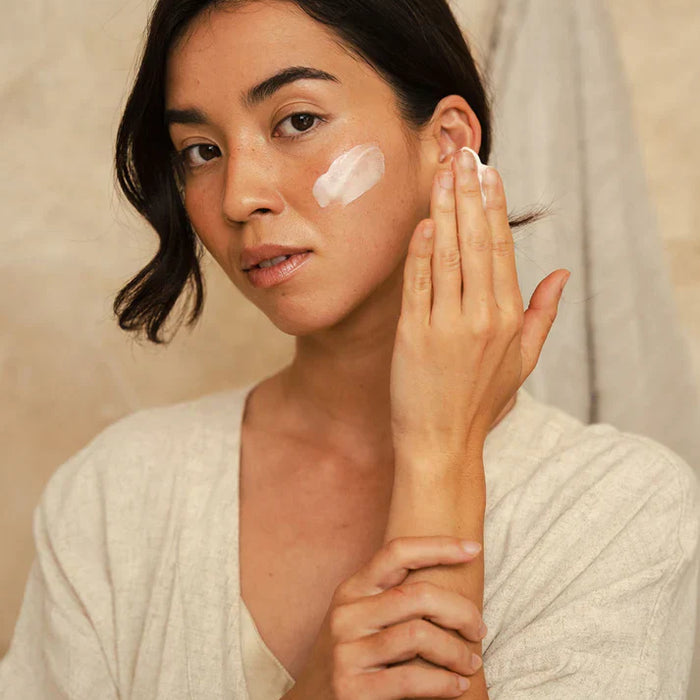 Should Moisturiser Go Before or After Sunscreen in Winter?