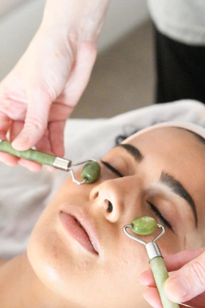 Signature clean facial